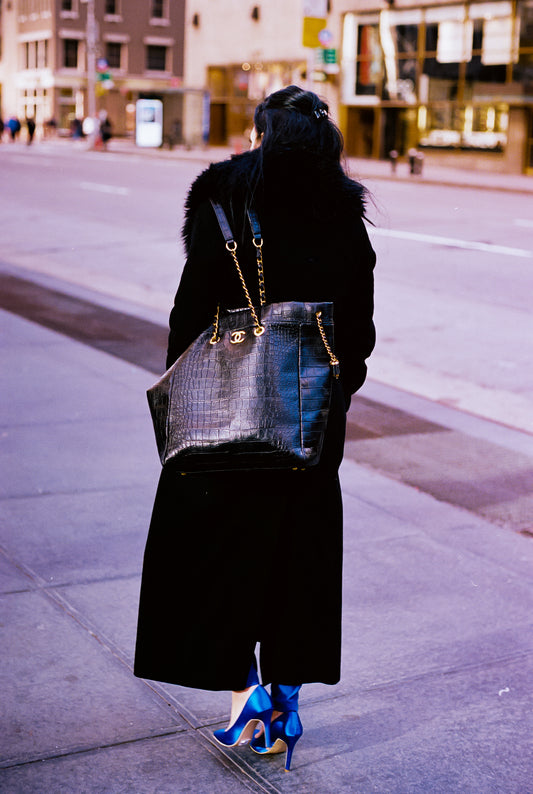 Satin Blue, Chanel Too